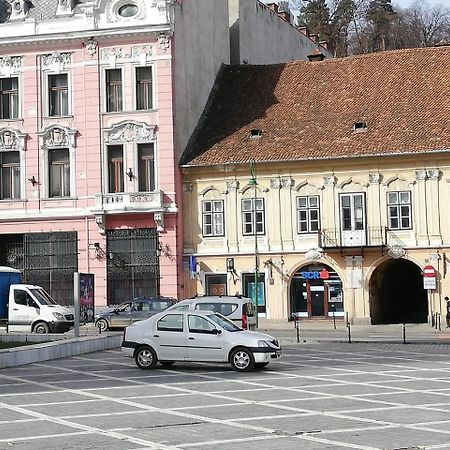 Leyla Hostel Braszów Zewnętrze zdjęcie