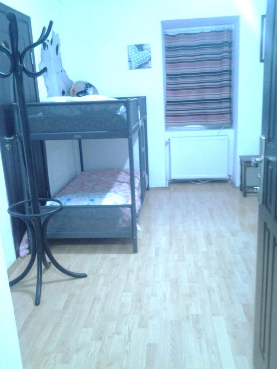 Leyla Hostel Braszów Zewnętrze zdjęcie