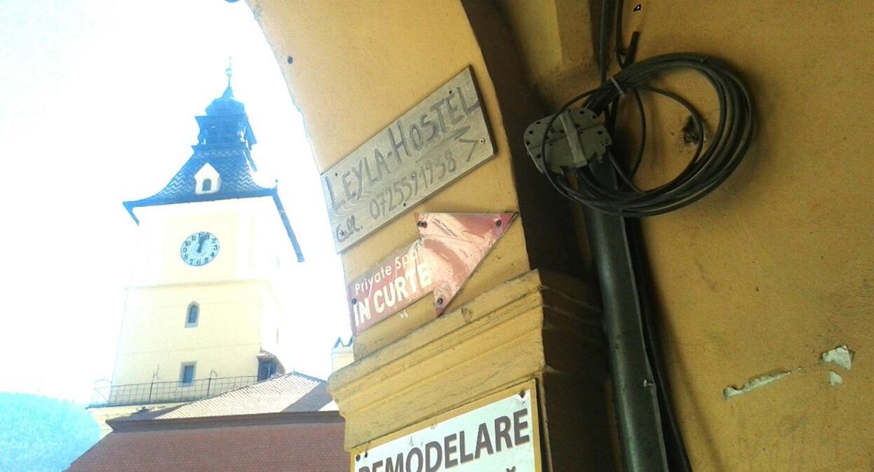 Leyla Hostel Braszów Zewnętrze zdjęcie