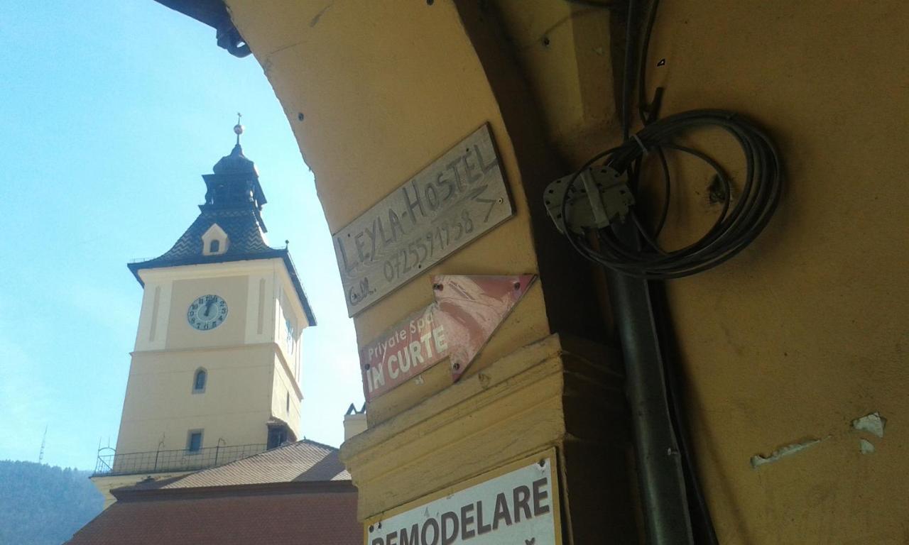Leyla Hostel Braszów Zewnętrze zdjęcie