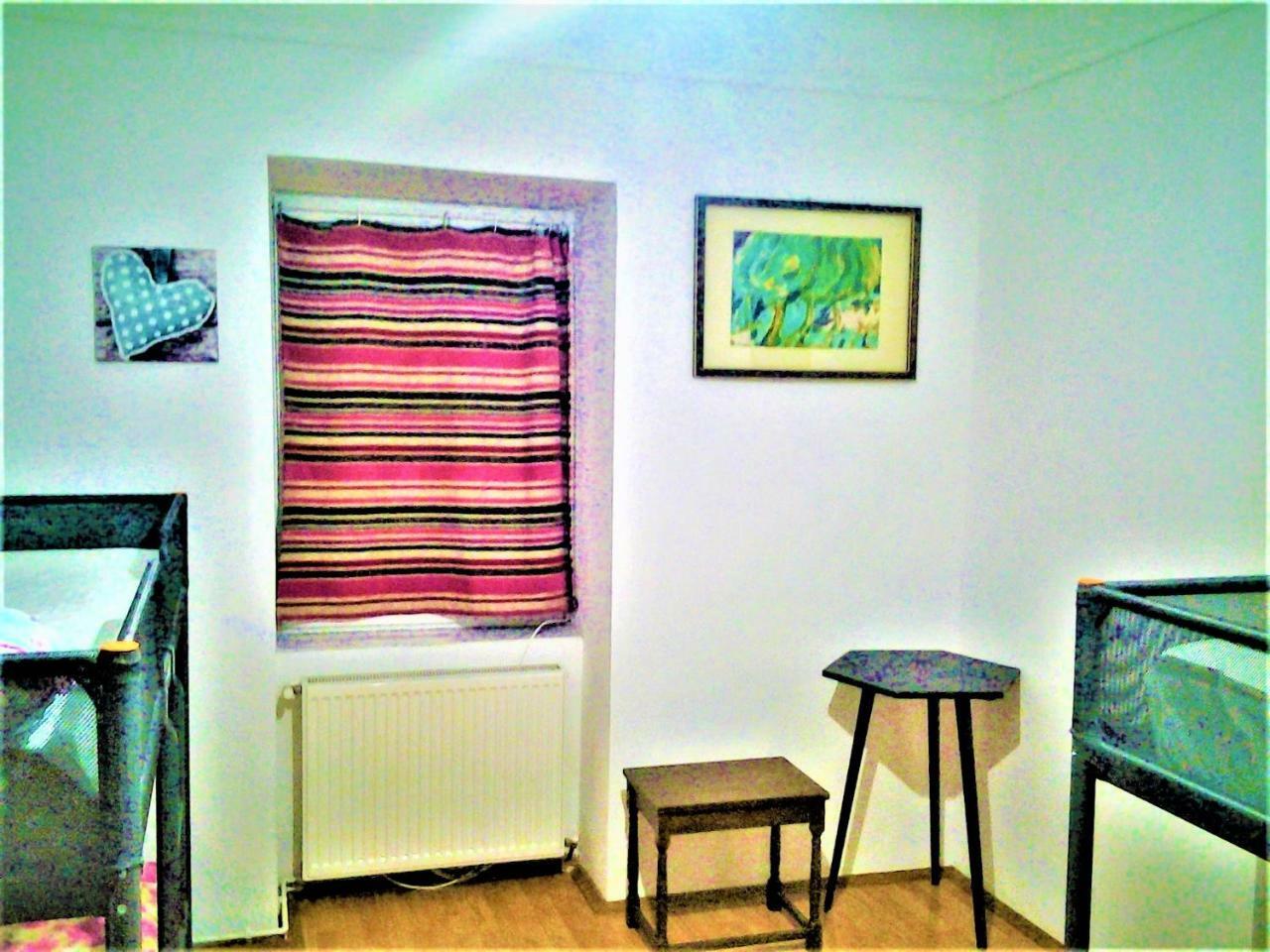 Leyla Hostel Braszów Zewnętrze zdjęcie